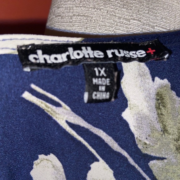 Flower romper size: 1X - Picture 2 of 4